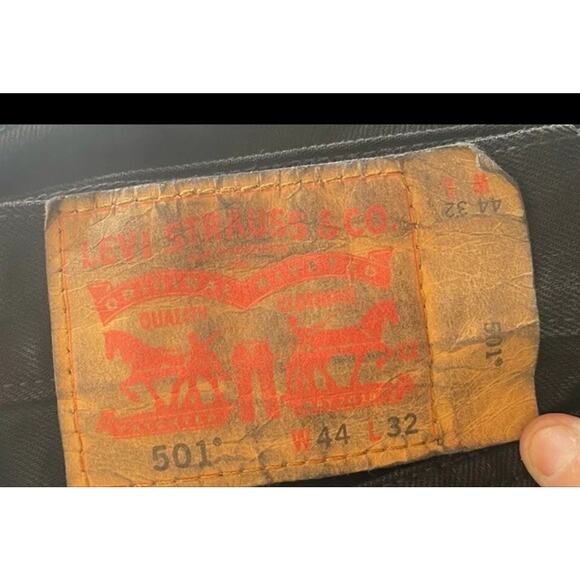 2012 New Men's 44x32 Levi's 501 Button Fly Original Black Jeans #005010660 Read - Picture 12 of 13